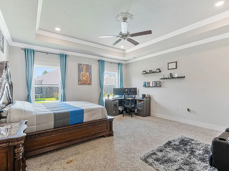 6076 Cherry Hill Cir — Photo 15