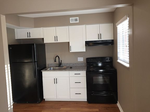 3rd image of 1407 Grand Ave #4-39