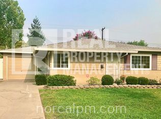 920 Singingwood Rd, Sacramento, CA 95864