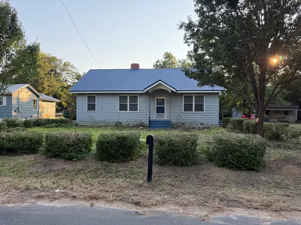 716 N Church St, Dublin, GA 31021