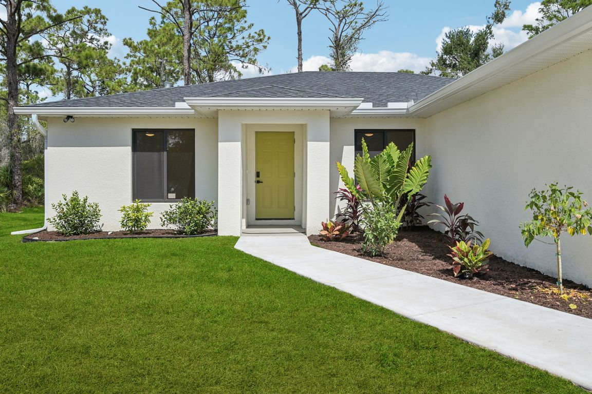 next background image