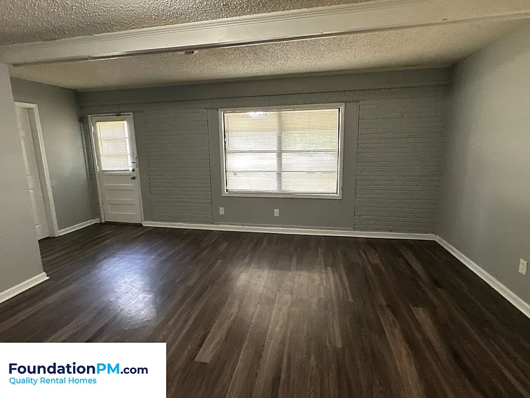 5028 Cheston Ave — Photo 7
