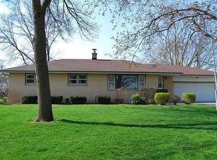 N75W15703 Colony Rd, Menomonee Falls, WI 53051