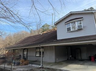 642 Central Ave, South Williamson, KY 41503