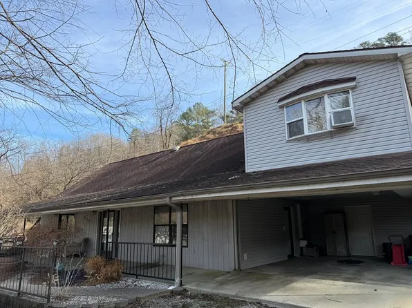 642 Central Ave, South Williamson, KY 41503