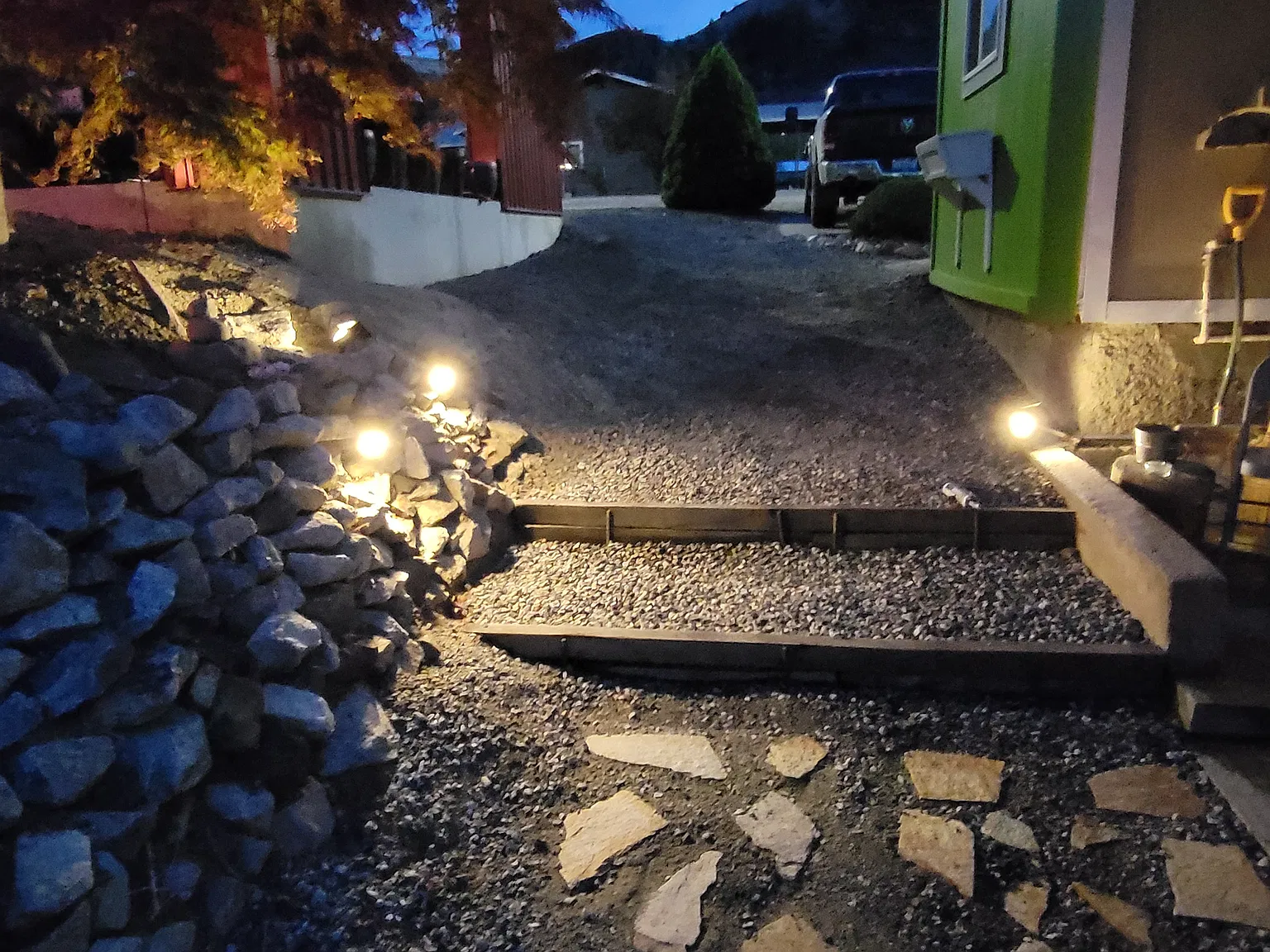 Mead Ave, Grand Coulee — Photo 2