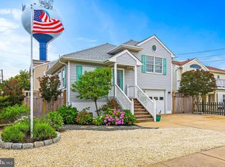 2 W Bayberry Dr, Long Beach Township, NJ 08008