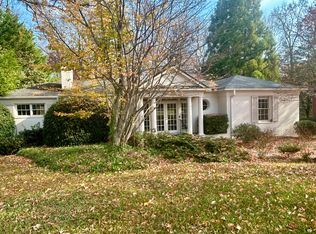 2811 Rothwood Dr, Charlotte, NC 28211