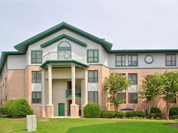 3248 Page Ave APT 104, Virginia Beach, VA 23451