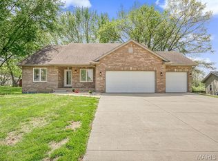 1662 Molokai Ct, Worden, IL 62097
