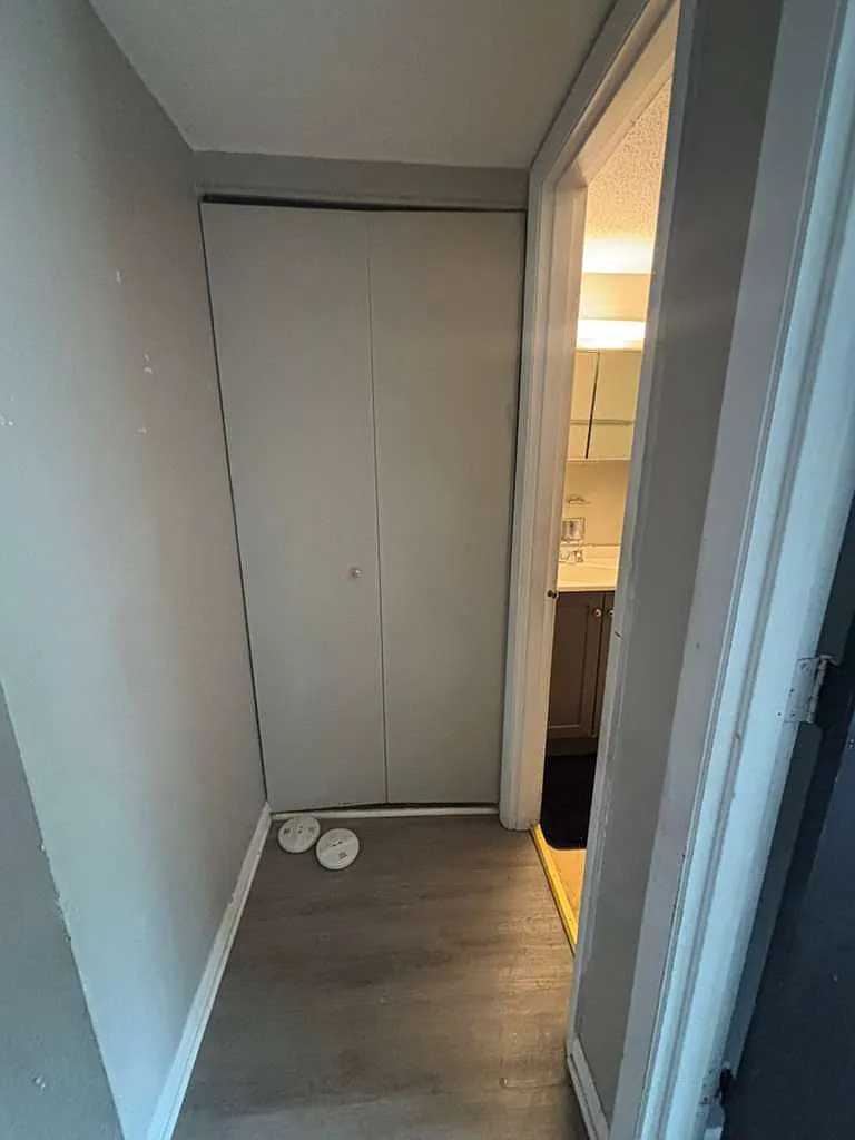 2 bed, 1.5 bath, $1,200 — Photo 2