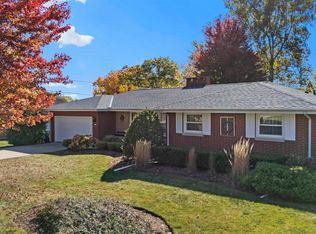 312 W Glencrest Dr, Peoria, IL