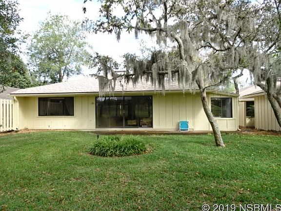 2nd image of 692 Saint Andrews Cir