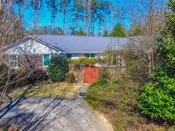 114 Sourwood Dr, Pine Mountain, GA 31822