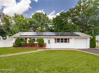 394 Applegate Ave, South Toms River, NJ