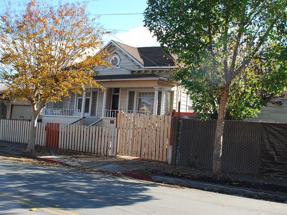1st image of 268 E Saint James St