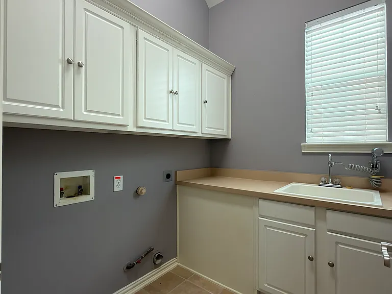 3608 Karla Dr — Photo 33