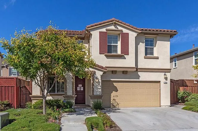 17065 Mimosa Dr