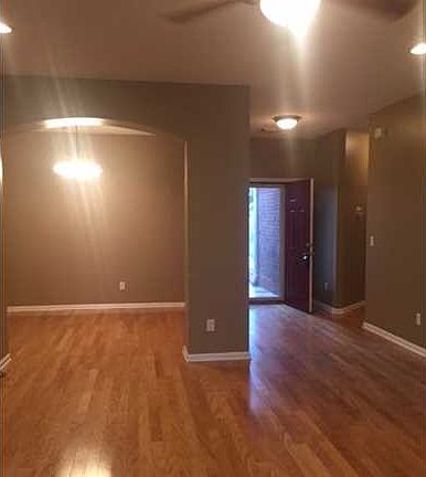 3rd image of 2313 44th Ave