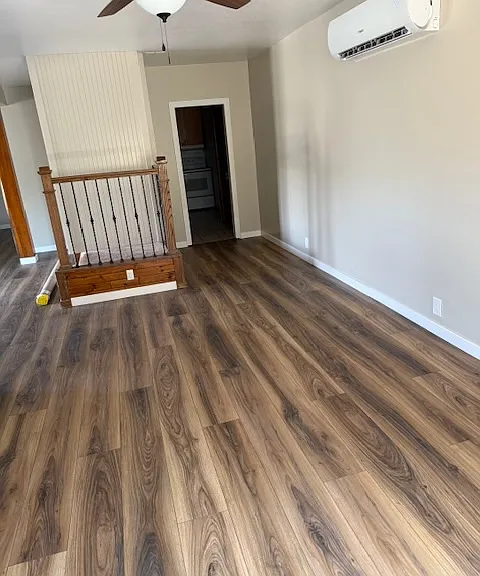 5224 Rim Rock Ln #B — Photo 3