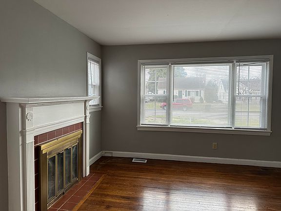 5th image of 635 Longview Dr