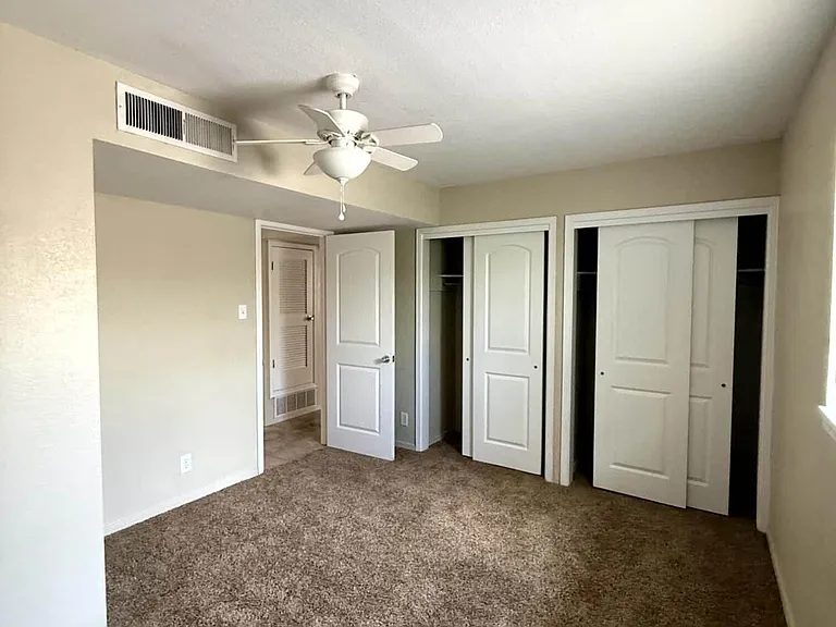 2801 Hawick Rd — Photo 16
