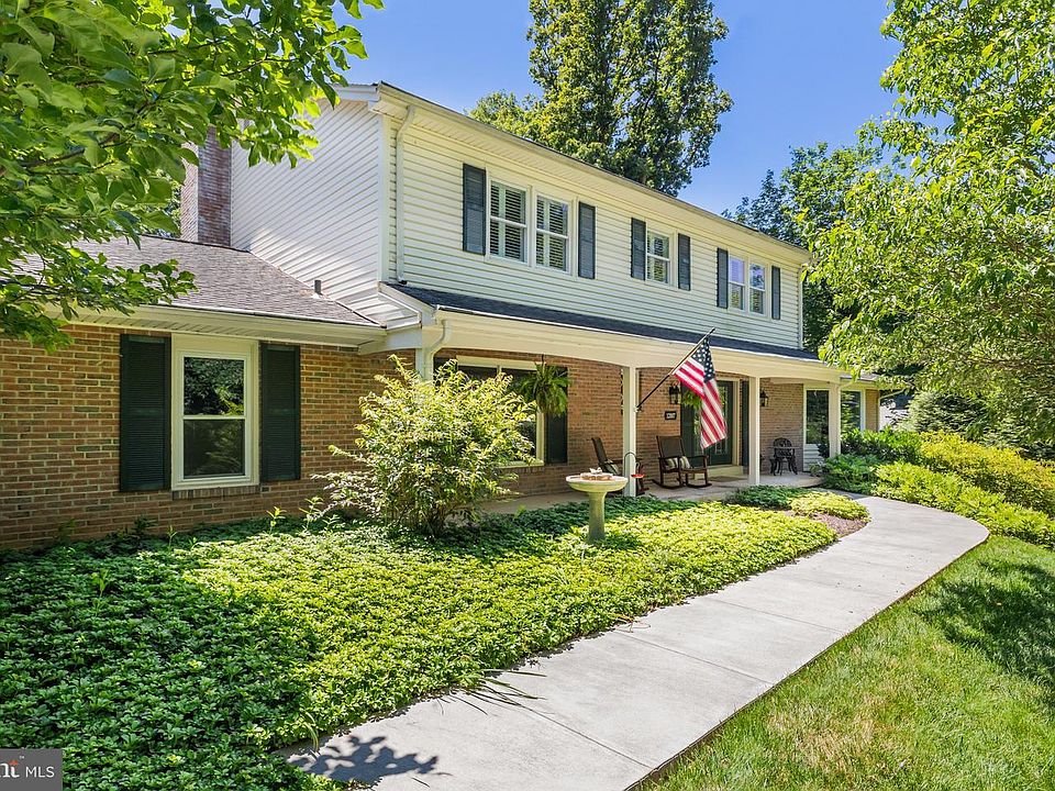 1st image of 12007 Turf Ln