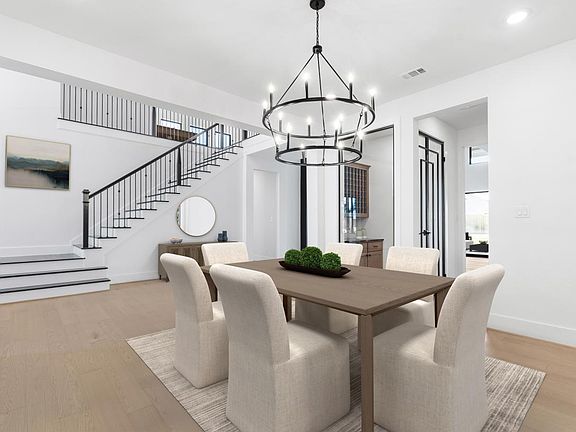 4th image of 1322 Crown Forest Dr