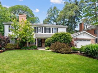 1138 Butternut Ln, Northbrook, IL