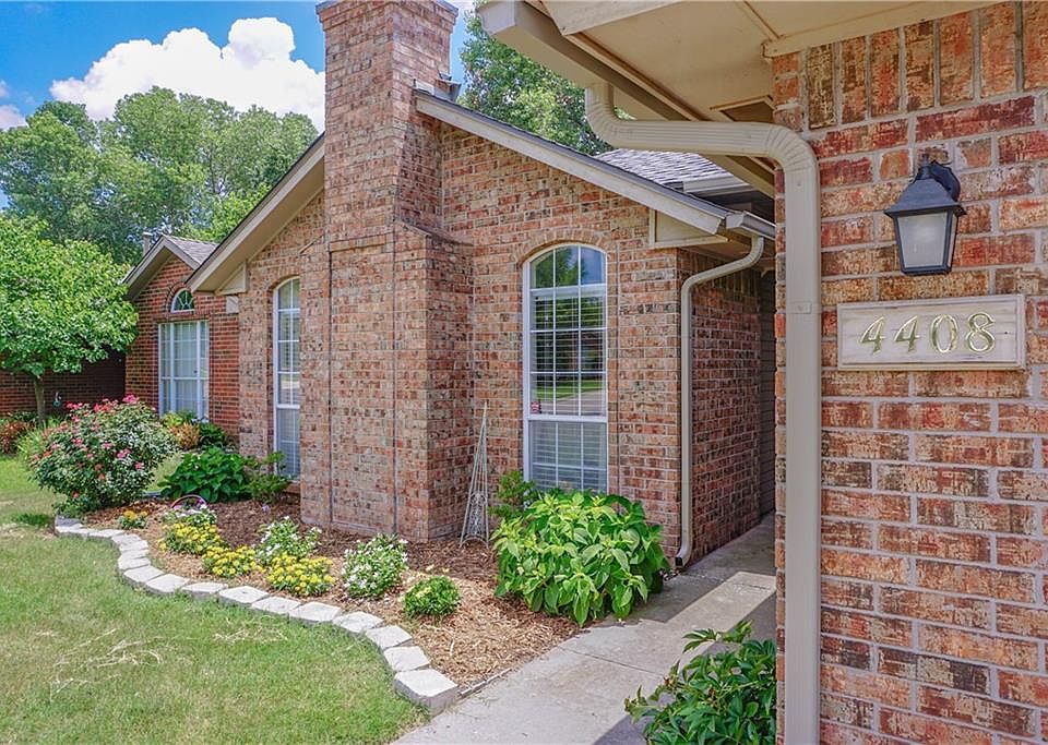 1st image of 4408 Midway Dr