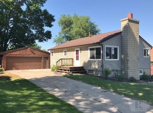 409 W Ingledue St, Marshalltown, IA 50158