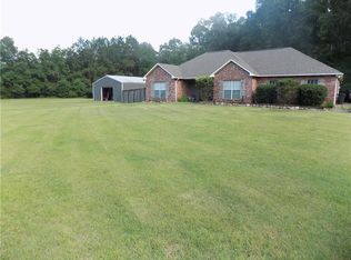 8 Cedar Crest Dr, Pineville, LA 71360