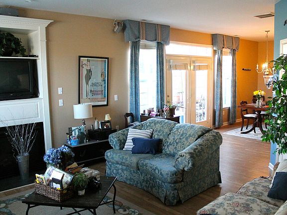 2nd image of 5209 Fulwood Ct