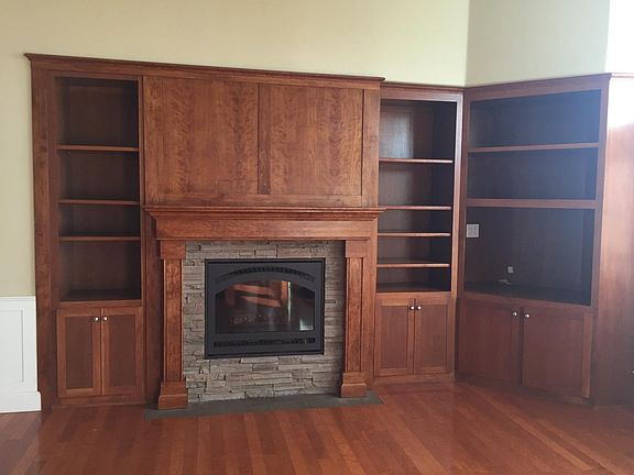4th image of 48 Willet Ct