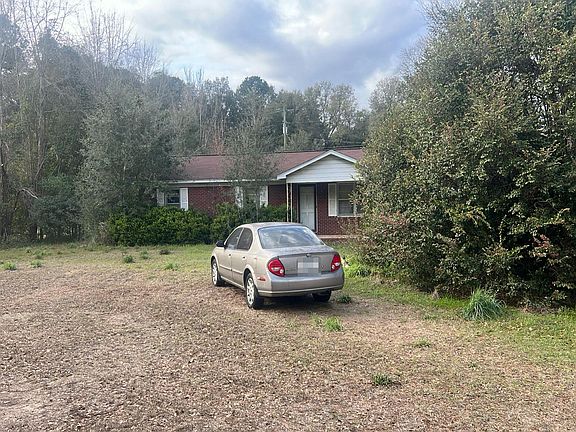 2nd image of 3001 Lonesome Rd