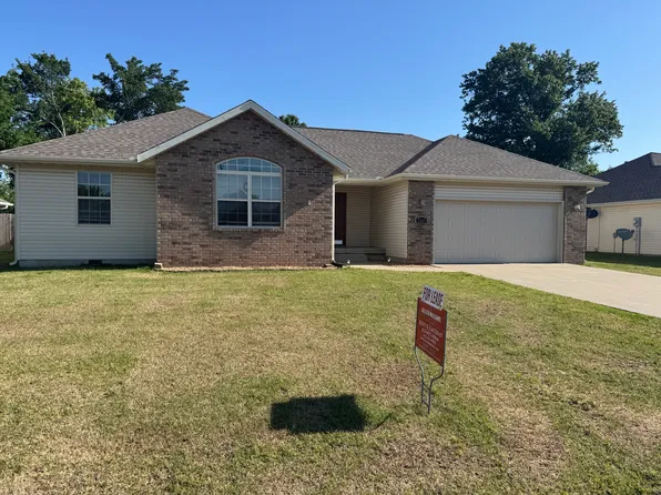 2109 E 25th St, Joplin, MO 64804