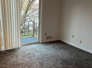 12 Jay St #2, Cohoes, NY 12047