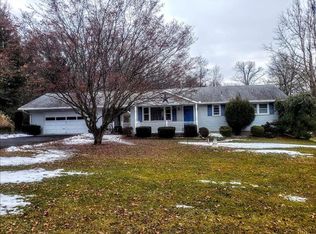 2415 Yost Rd, Bath, PA 18014