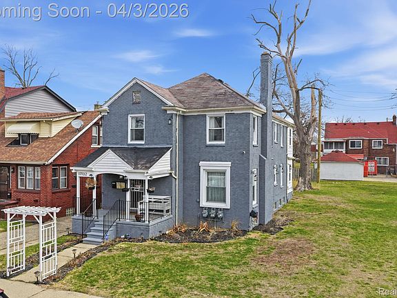 2nd image of 17132 Greenlawn St