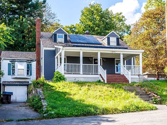 2nd image of 144 Blossom St