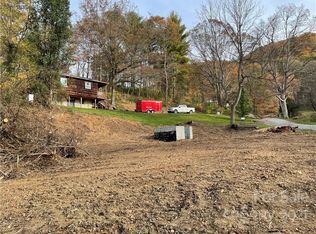 45 Creekside Dr, Clyde, NC 28721