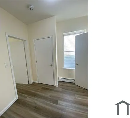 70 Ash St #3R — Photo 7