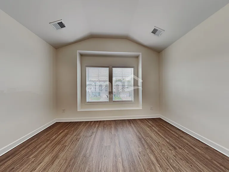 523 Lateleaf Dr — Photo 10