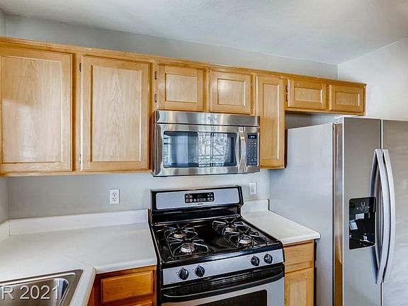 5th image of 4555 E Sahara Ave Unit 281
