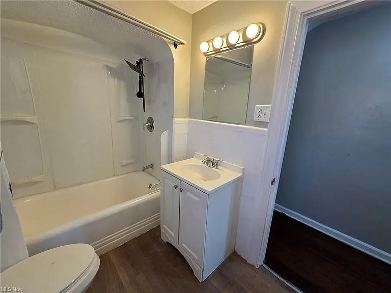1405 Villa Dr — Photo 12