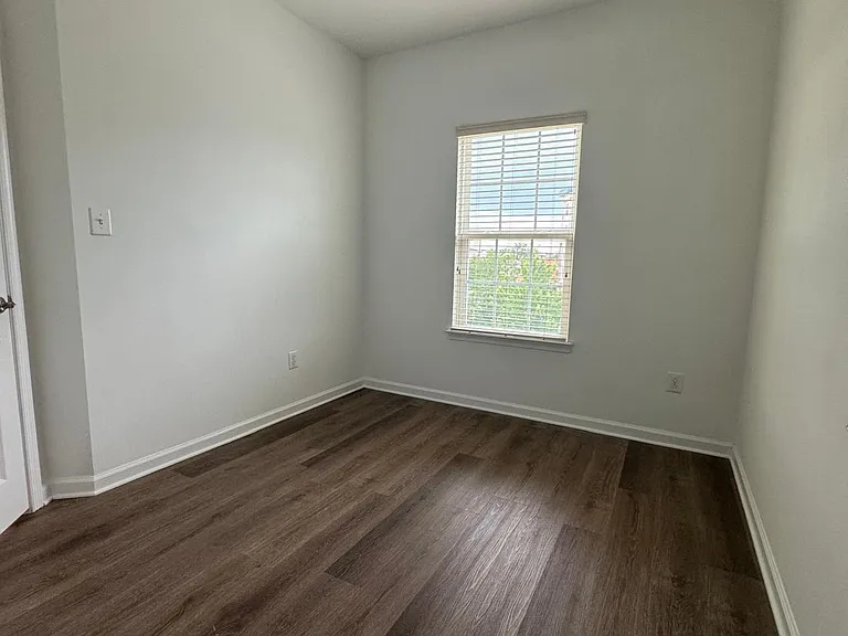 19501 Vaughn Landing Dr — Photo 26