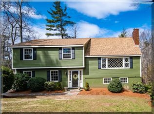 12 Ivy Ln, Andover, MA 01810