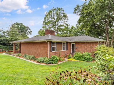 213 W Park Dr, Morganton, NC, 28655