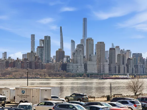 7706 Marine Road image 1 of 25