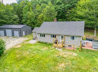 945 & 949 Main Street, Wayne, ME 04284